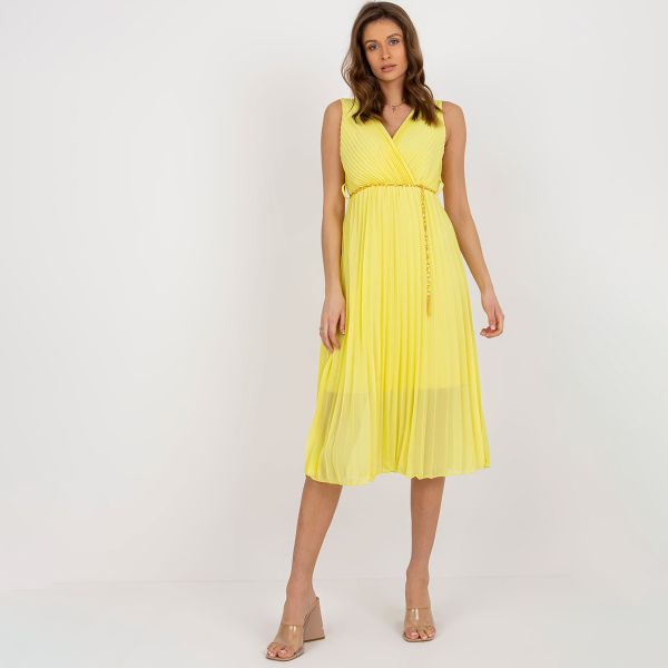 New Collection Celinne mekko vyöllä keltainen