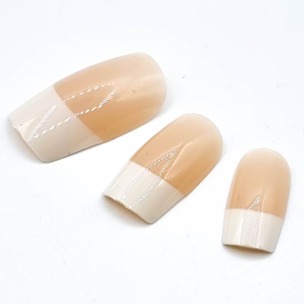 Vivi Nail French tekokynnet