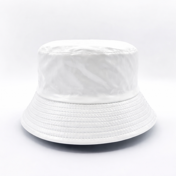 Kalastajanhattu wetlook valkoinen