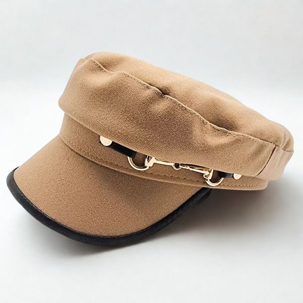 Lipallinen hattu vaaleanruskea